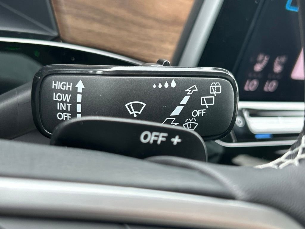 New 2026 Gray Volkswagen 2.0T SE w/Technology image 31