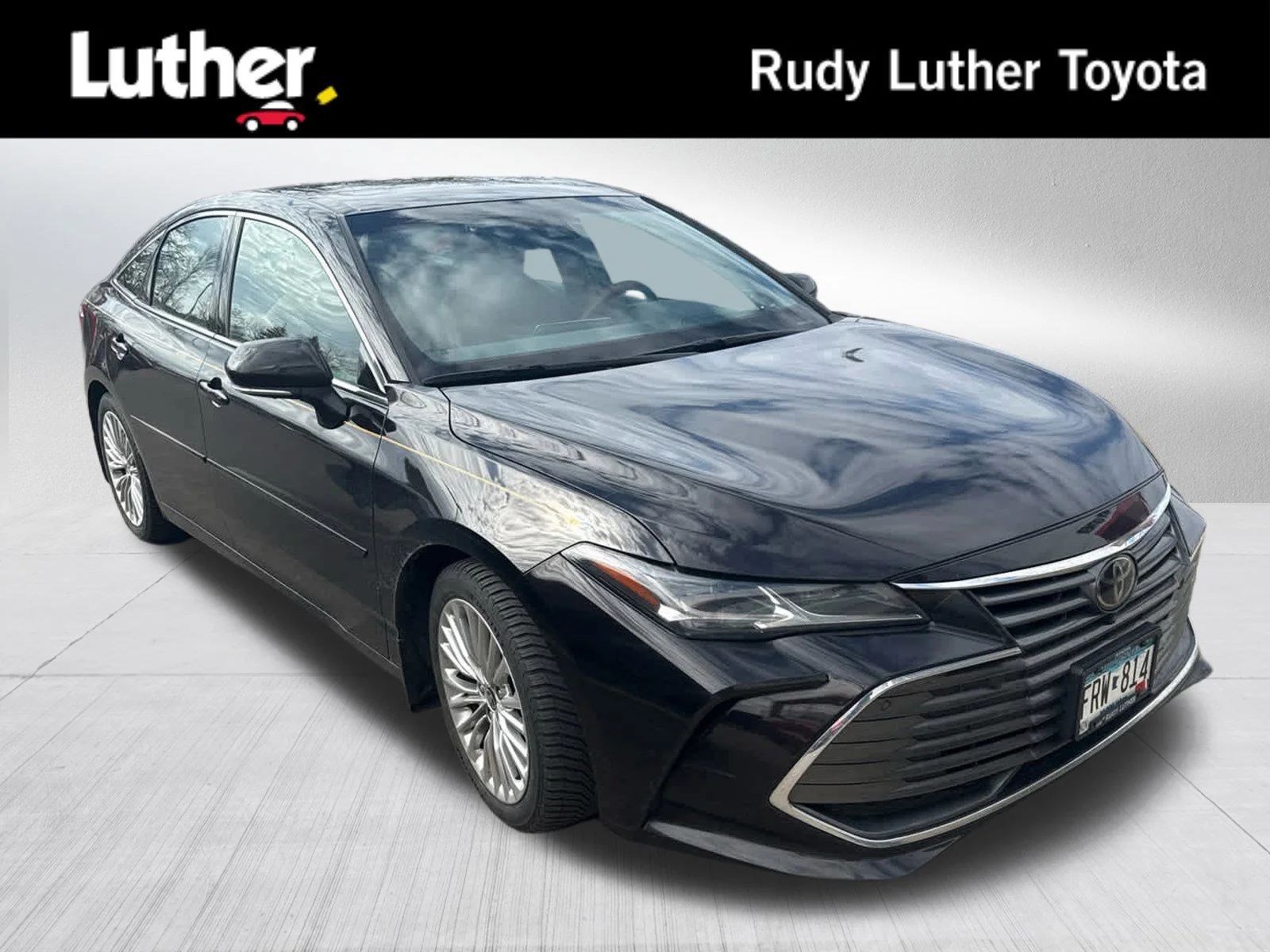 2021 Toyota Avalon Limited AWD's photo