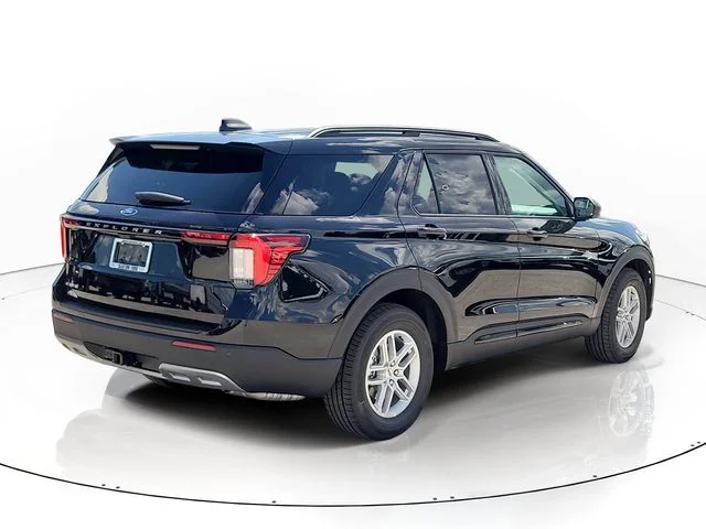 New 2026 Black Metallic Ford Active image 5