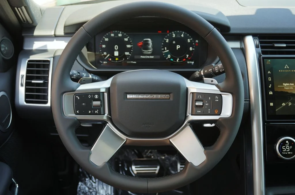 New 2026 Carpathian Grey Land Rover Dynamic SE image 16