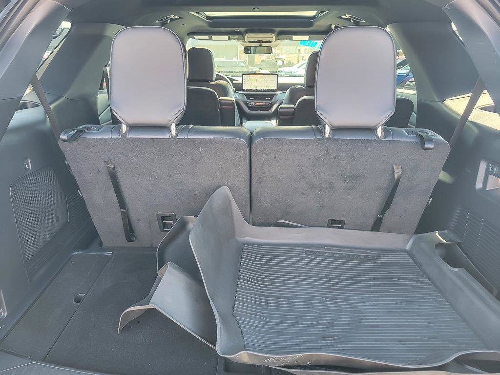 Used 2025 Vapor Blue Ford ST-Line image 28
