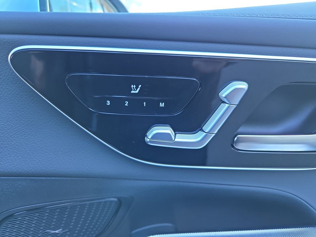 New 2026 Silver Mercedes-Benz GLC 300 image 17