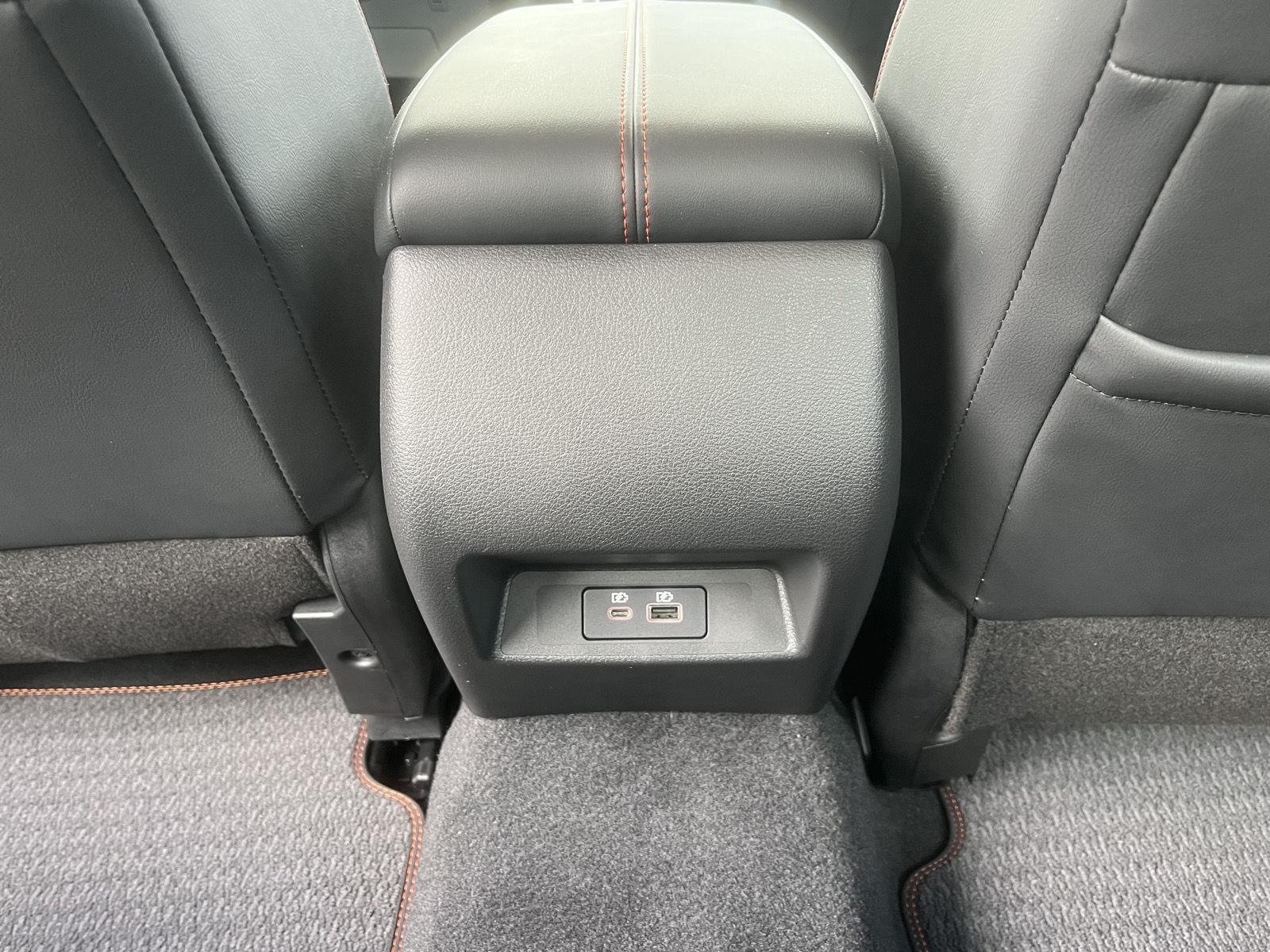 Used 2025 Bluestone Pearl Nissan SR image 21