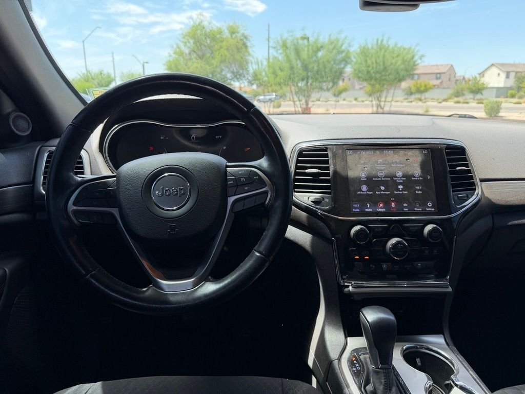 Used 2019 Silver Jeep Laredo E image 14