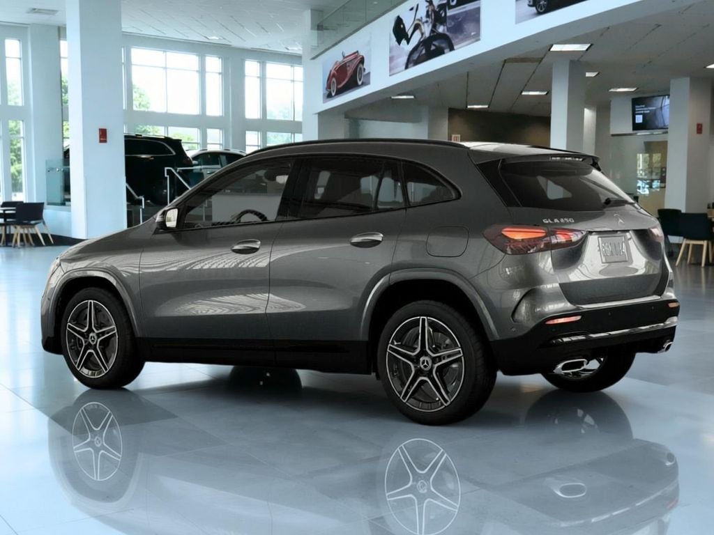New 2026 Mountain Grey Metallic Mercedes-Benz GLA 250 image 29