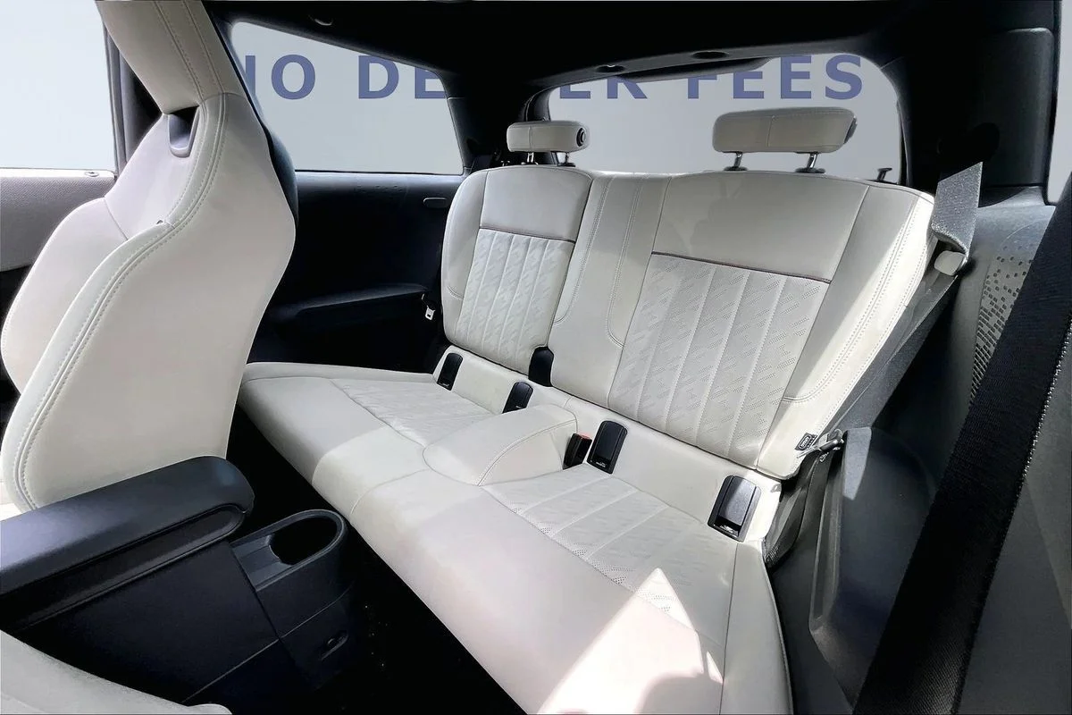 Used 2025  MINI Cooper S image 22