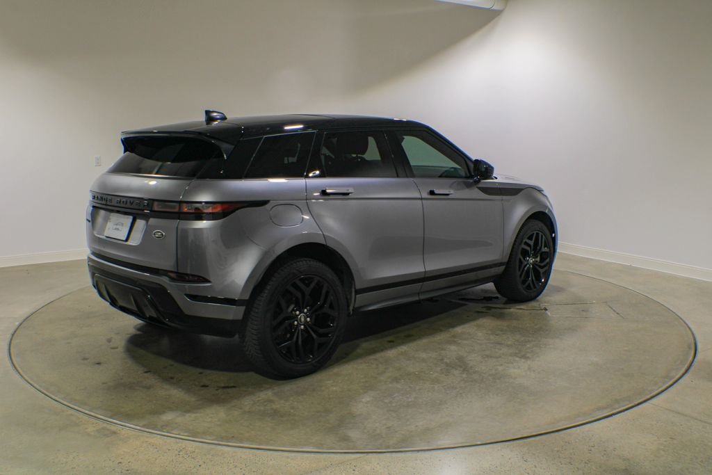 Used 2022 Eiger Gray Metallic Land Rover R-Dynamic SE image 6