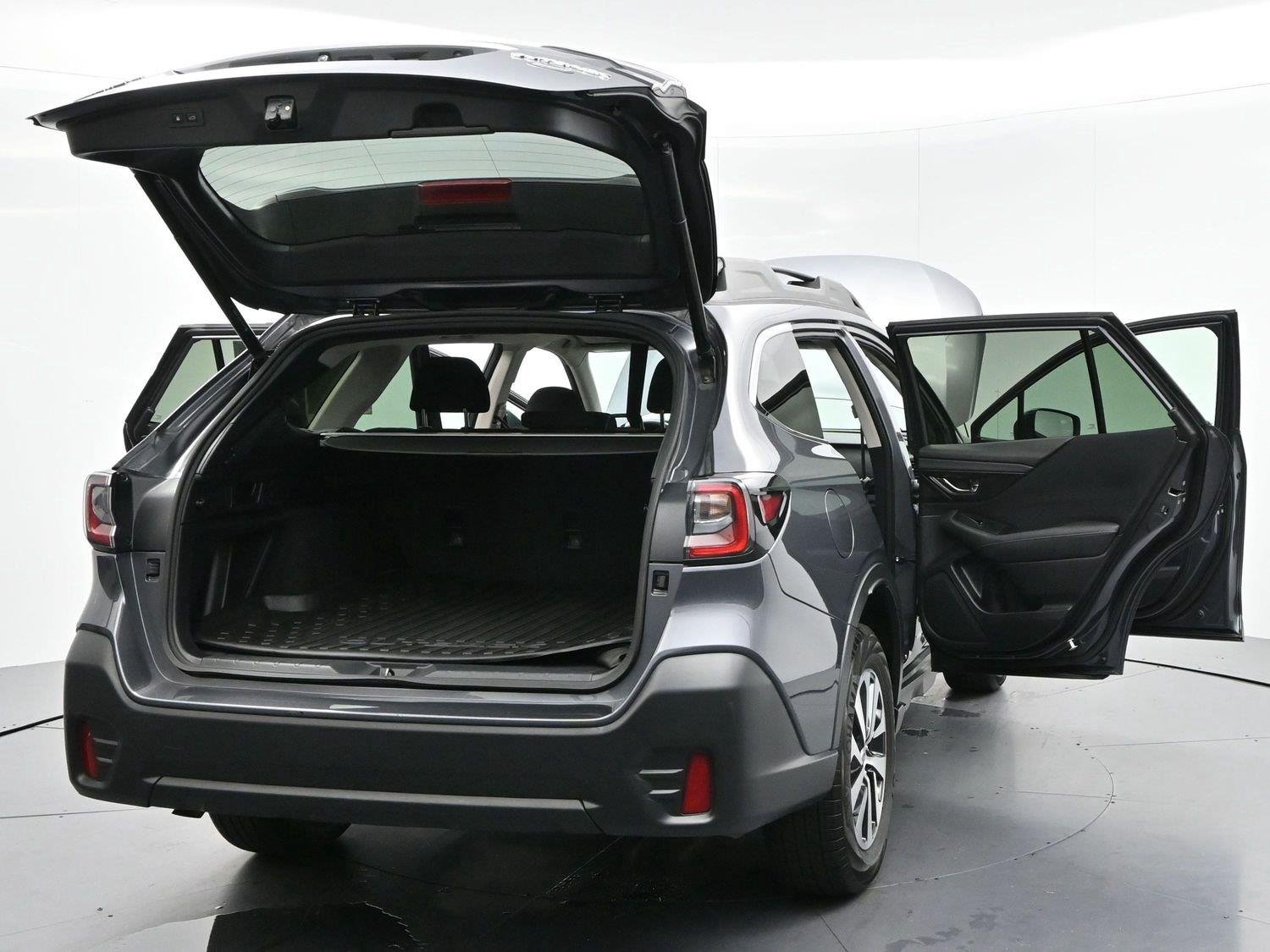 Used 2022 Magnetite Gray Metallic Subaru Premium image 32