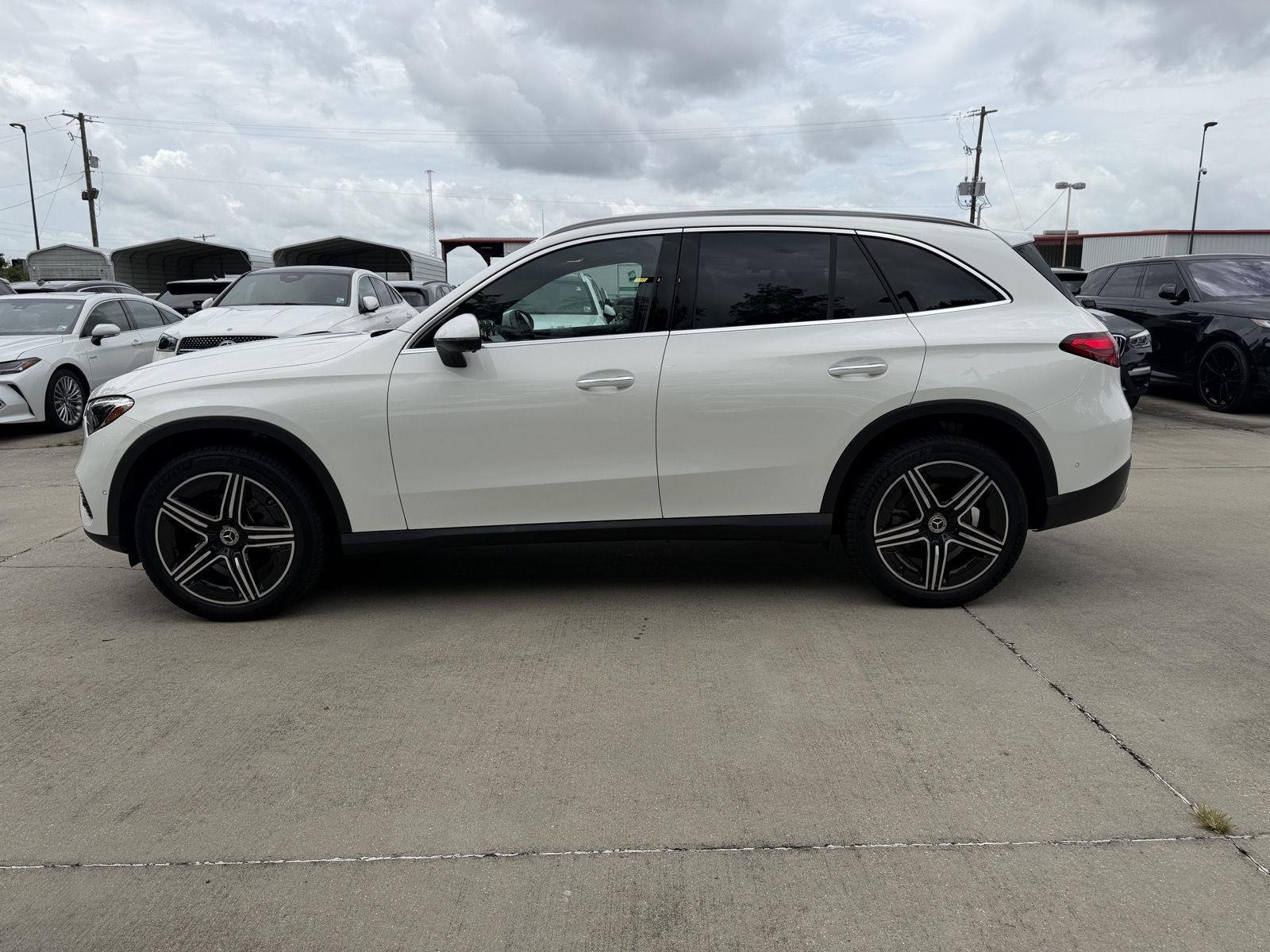 Certified Used 2026 Polar White Mercedes-Benz GLC 300 image 15