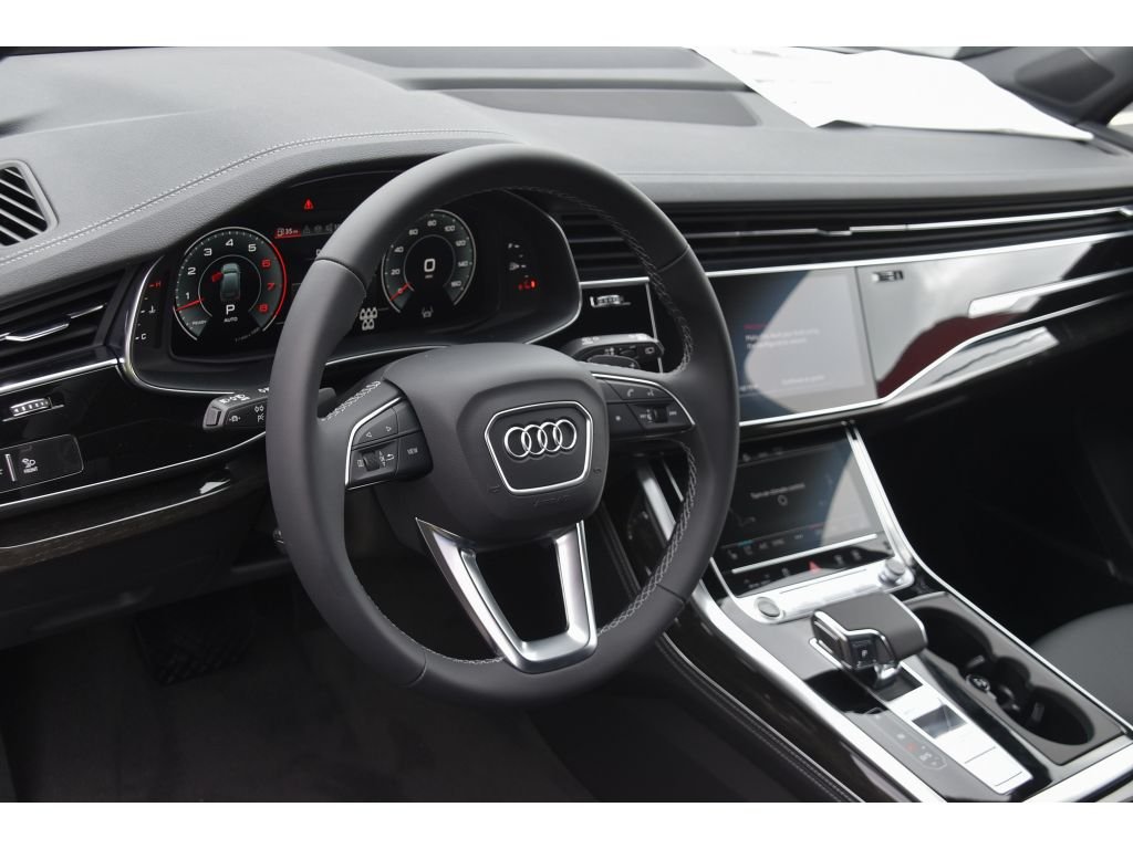 Used 2025 Whi Audi Premium Plus image 12