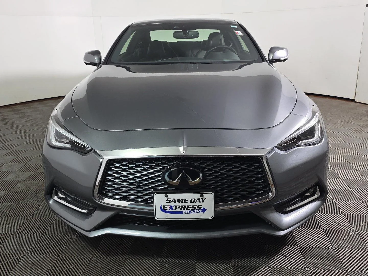 Used 2022 Graphite Shadow INFINITI LUXE image 7