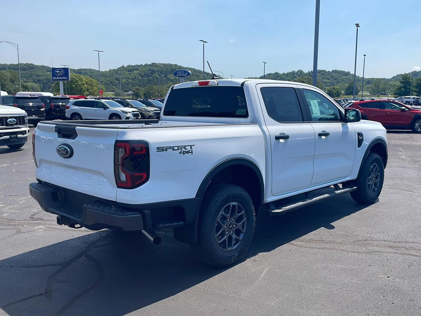 New 2026 Oxford White Ford XLT image 8