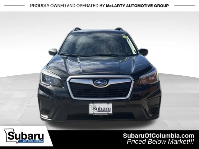 Used 2021 Black Subaru Base image 2
