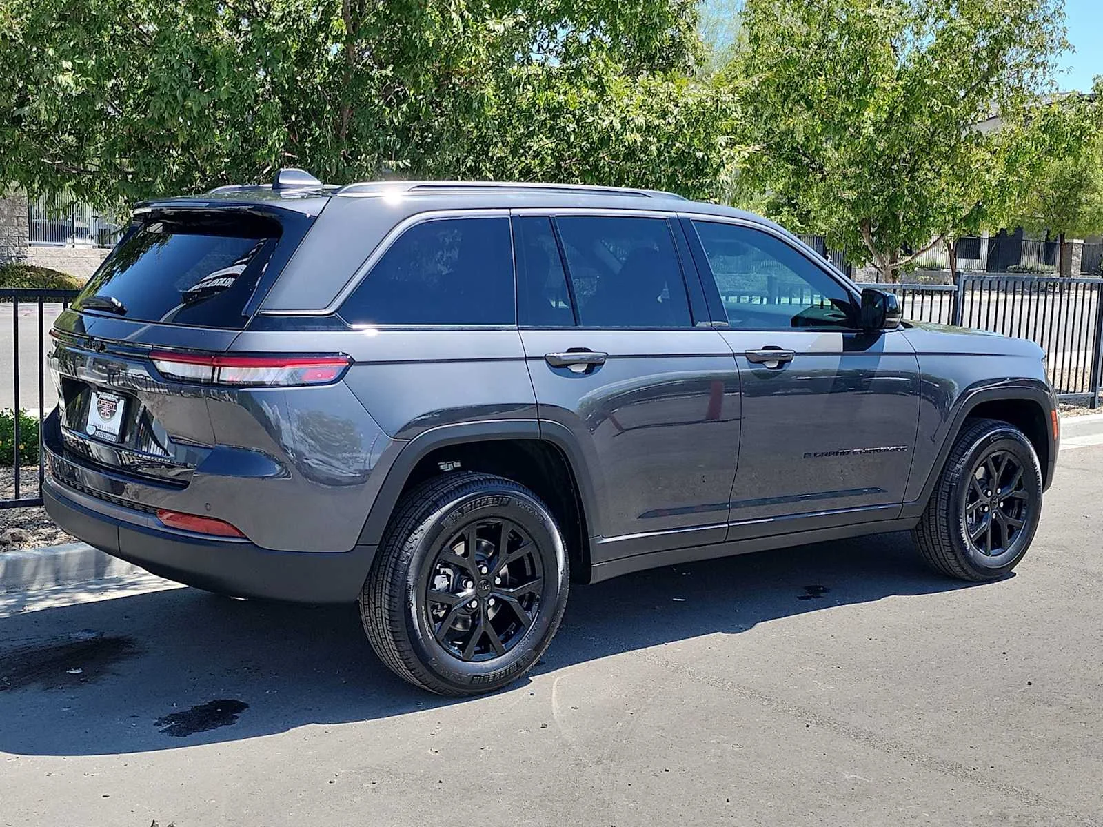 New 2026 Baltic Gray Metallic Clearcoat Jeep Laredo Altitude image 8