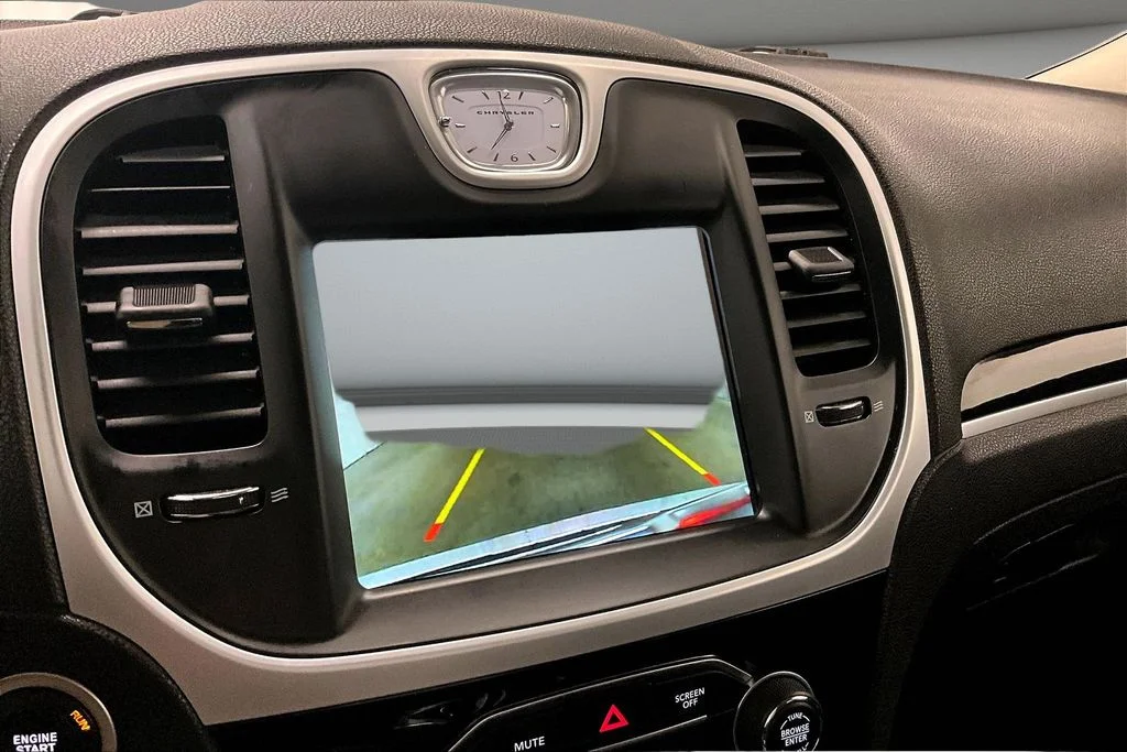 Used 2023 Black Chrysler Touring image 14