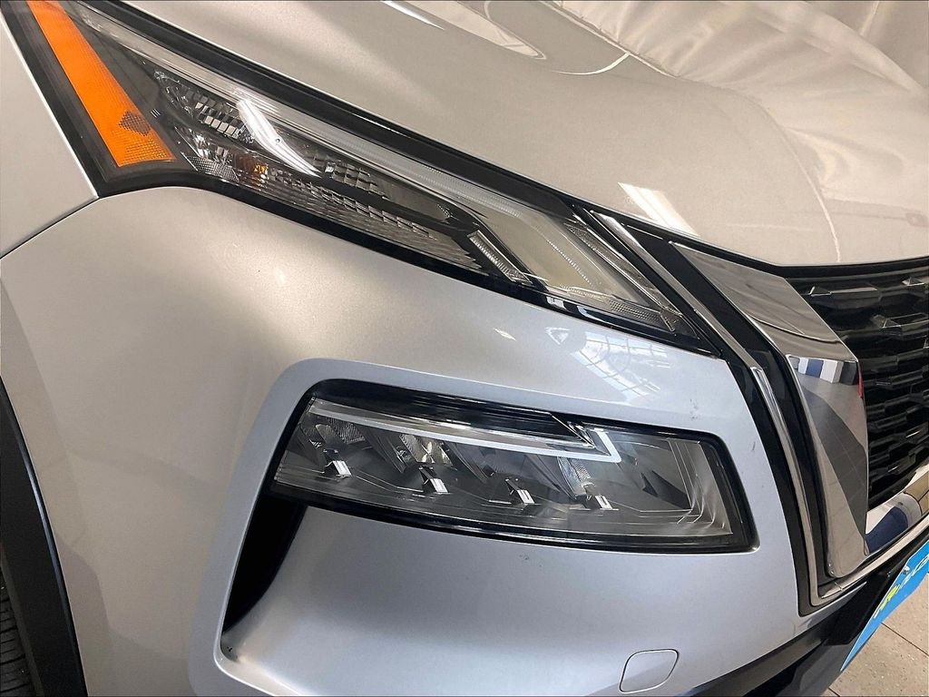 Certified Used 2023 Silver Nissan SV image 33