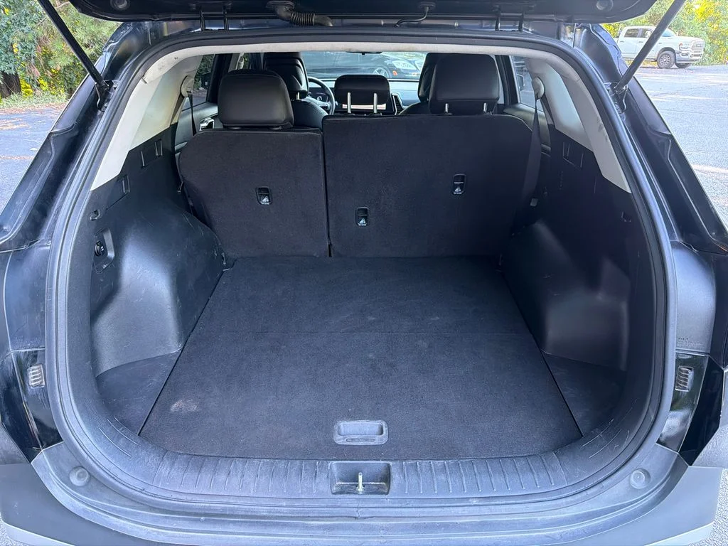 Used 2025 Black Kia EX image 18