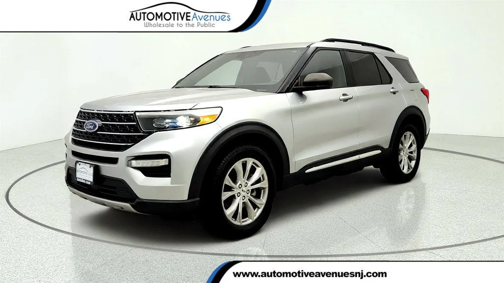 Used 2020 Iconic Silver Metallic Ford XLT 4WD w/ Twin Panel Moonroof & Co-Pilot360 Assist+ image 1