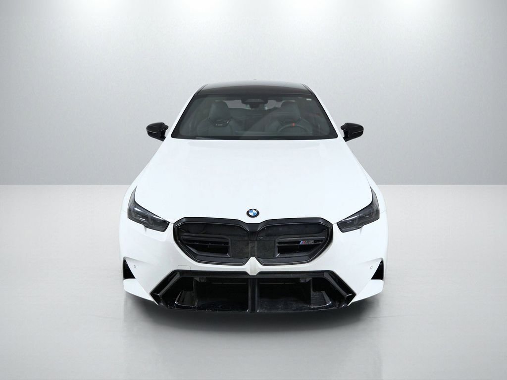 New 2026 Alpine White BMW Base image 16