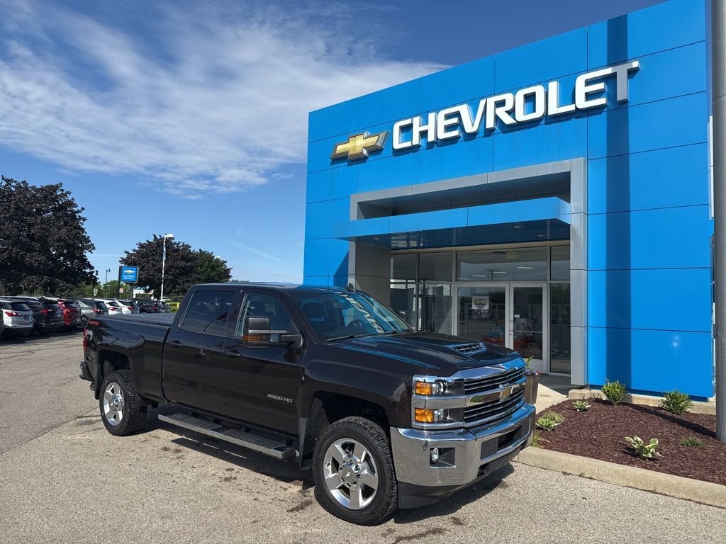 Used 2018 Purple Chevrolet LT image 1