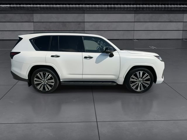 Certified Used 2025 White Lexus 700h Luxury image 9