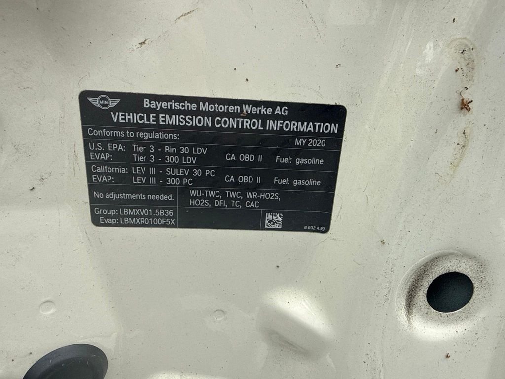Used 2020 White MINI Classic image 8