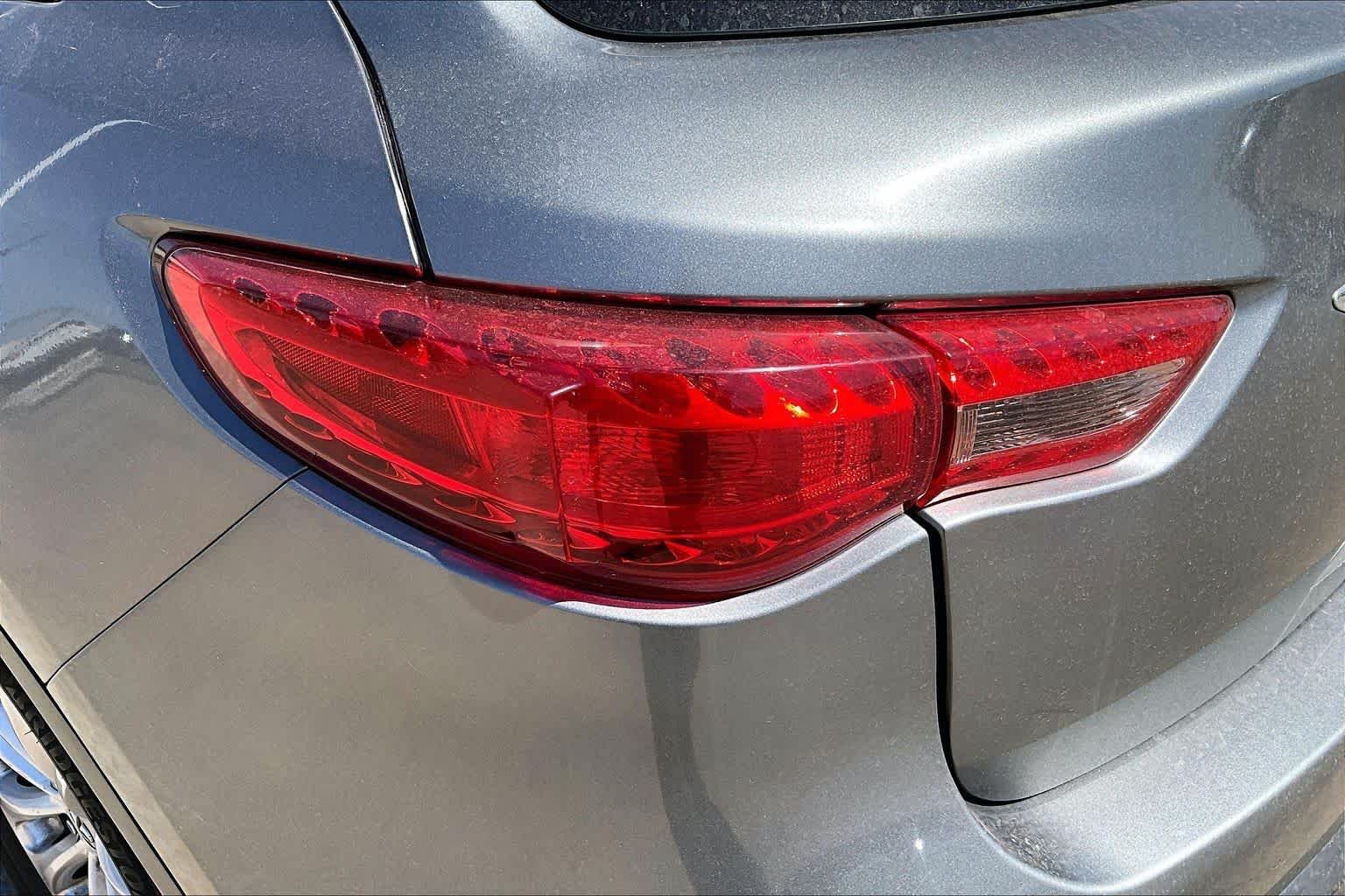 Used 2014 Graphite Shadow INFINITI  image 27