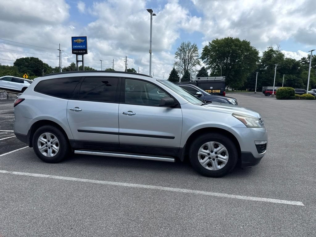 Used 2015 SILVER ICE METALLIC Chevrolet LS image 5