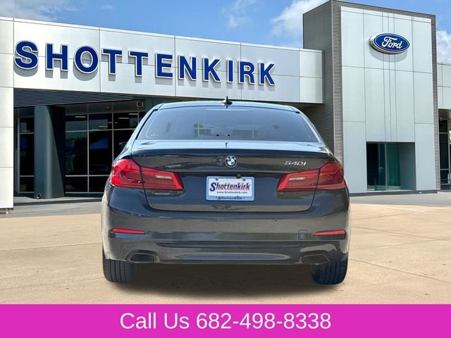 Used 2019 Gray BMW 540i image 7