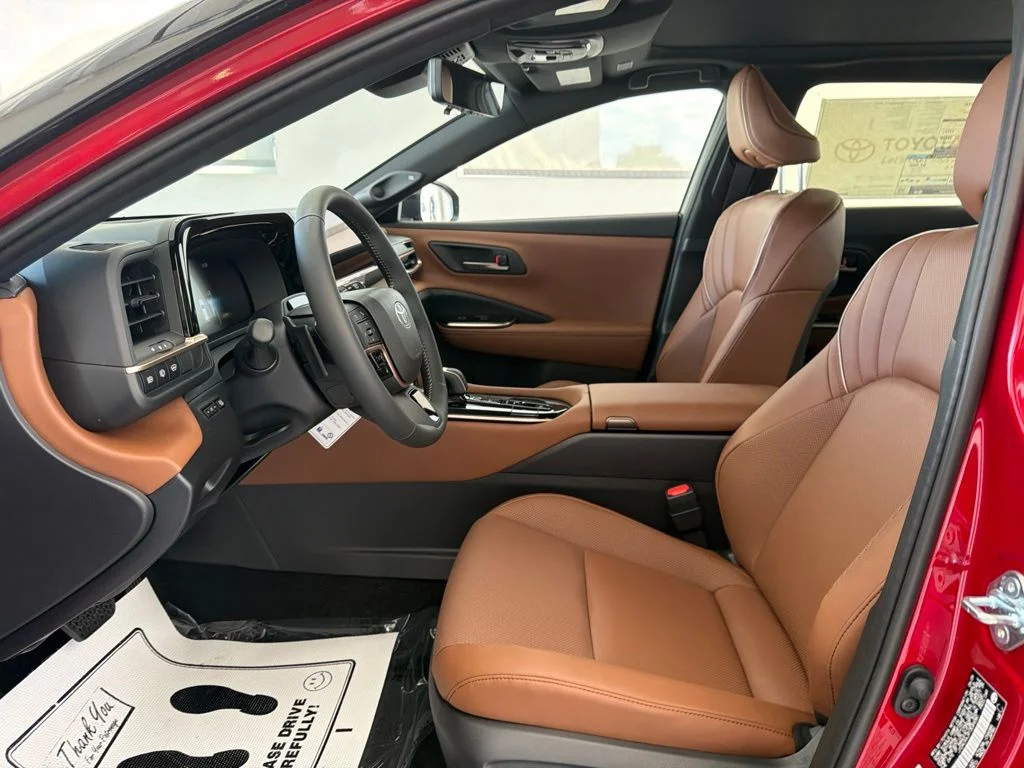 New 2026 Finish Line Red with Black roof <sup>1</sup> Toyota  Limited image 10