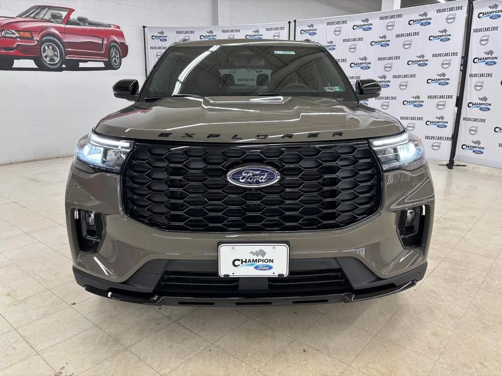 New 2026 Marsh Gray Ford ST-Line image 2