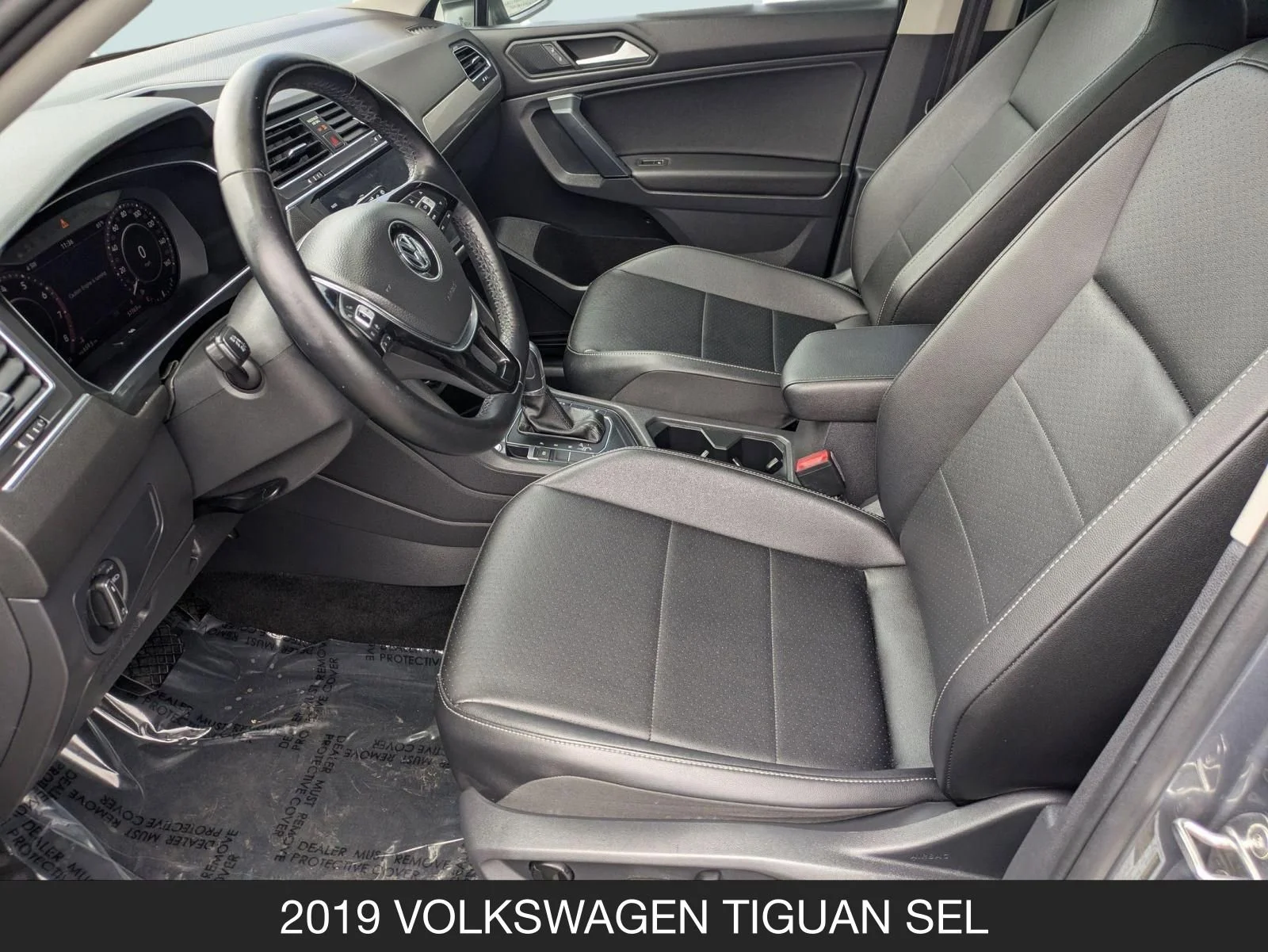 Used 2019 Platinum Gray Metallic Volkswagen SE image 14