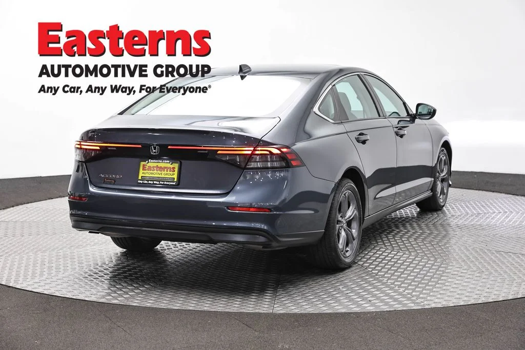 Used 2024 Gray Honda EX image 5