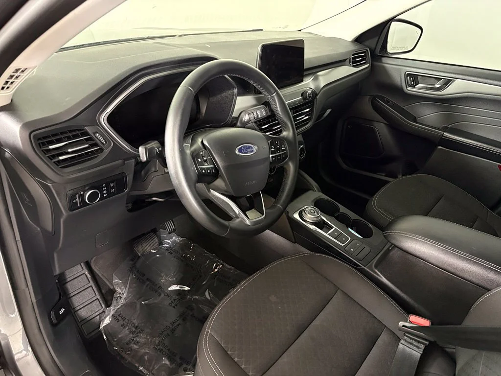 Used 2024 Gray Ford Active image 22