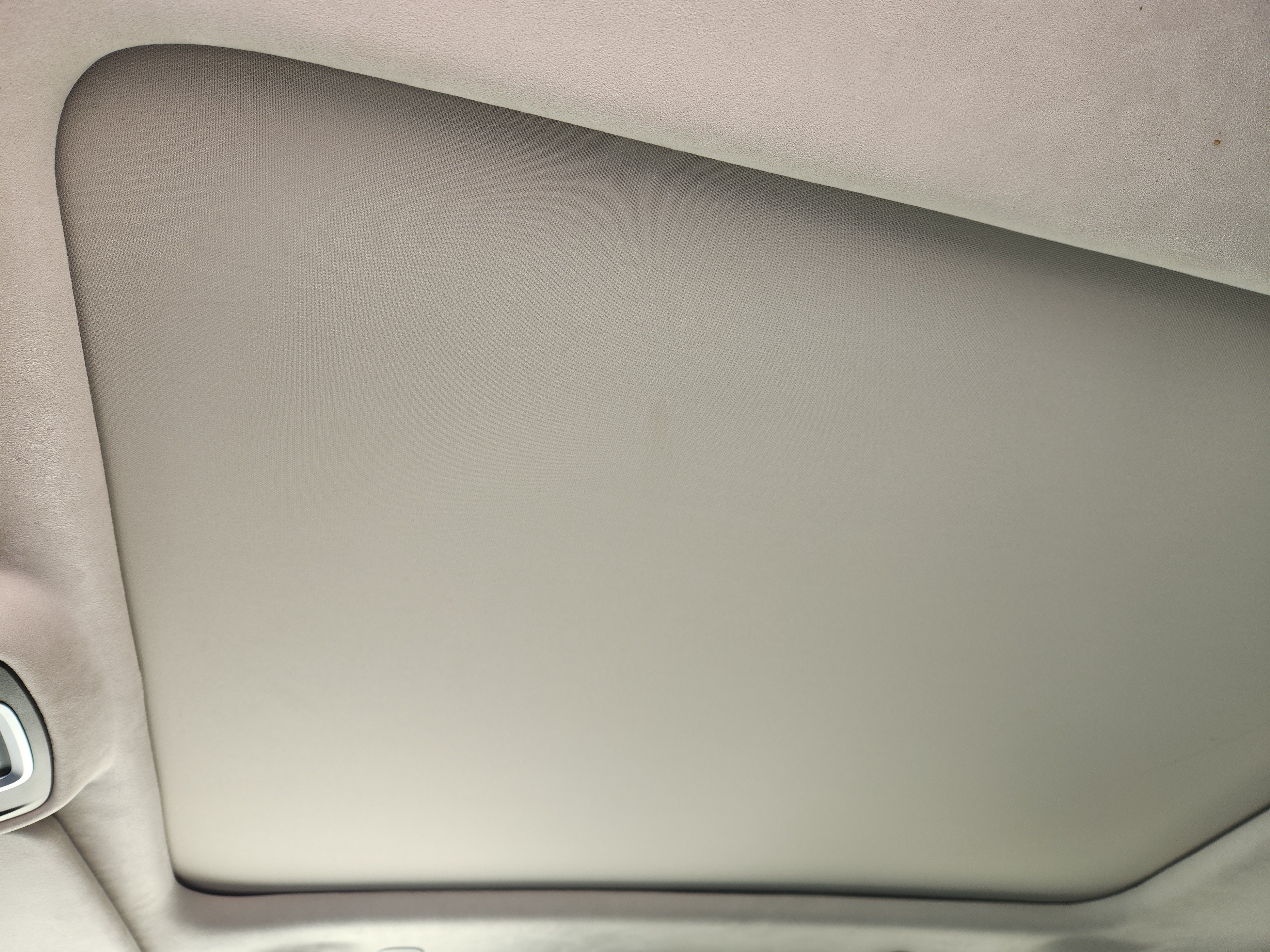 Used 2025 Ivory White Tri-Coat Pearlcoat Ram Tungsten image 28