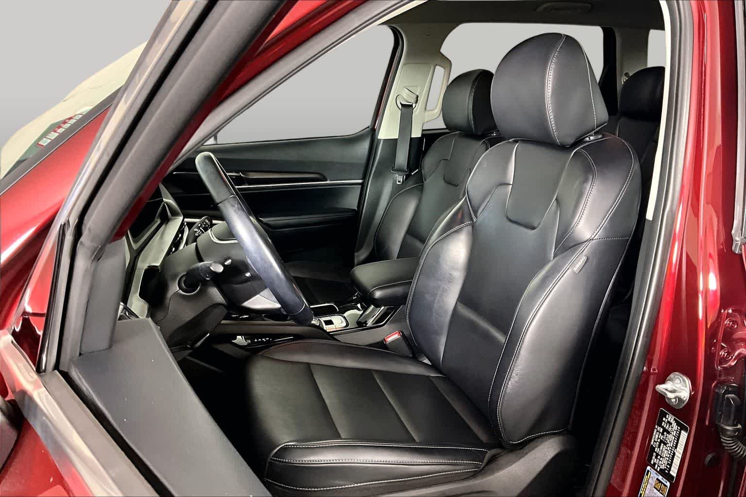 Used 2024 Dawning Red Kia S image 8