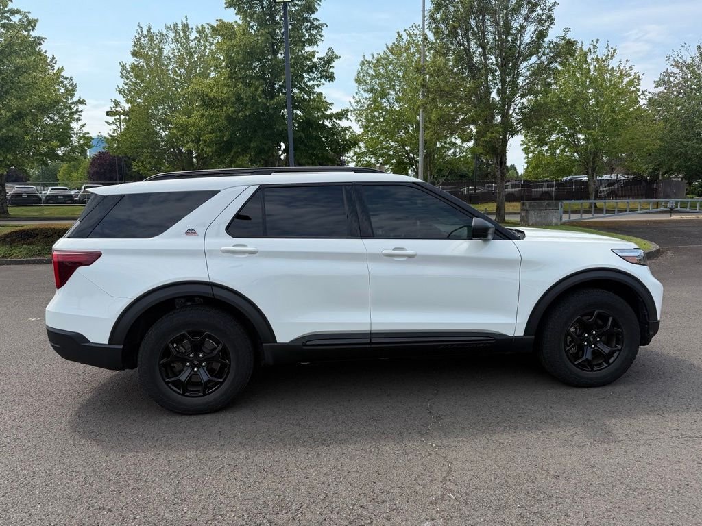 Used 2022 Star White Metallic Tri-Coat Ford Timberline image 8