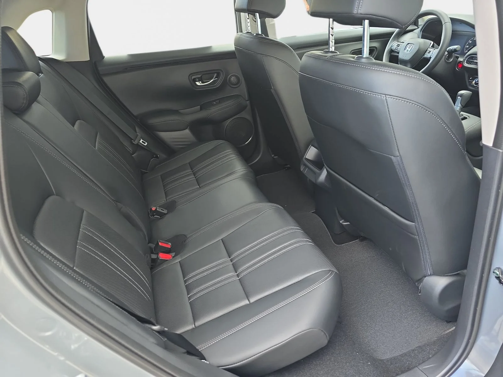 New 2027 Urban Gray Pearl Honda EX-L image 11