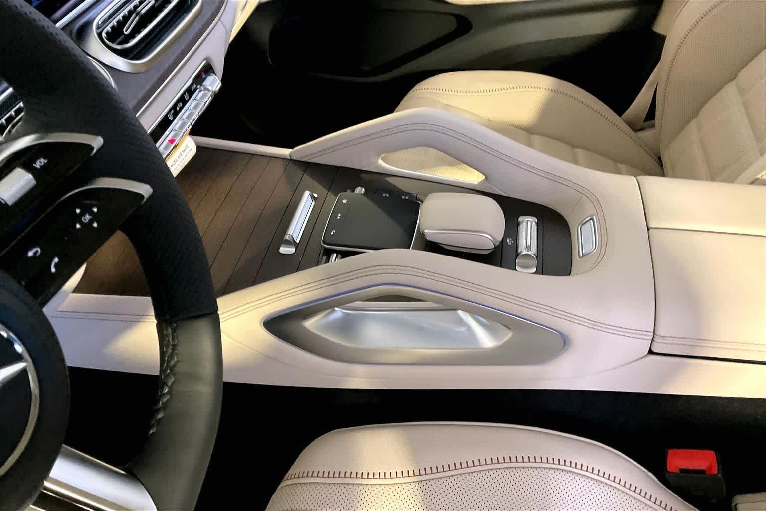 New 2027 Polar White Mercedes-Benz GLS 450 image 10
