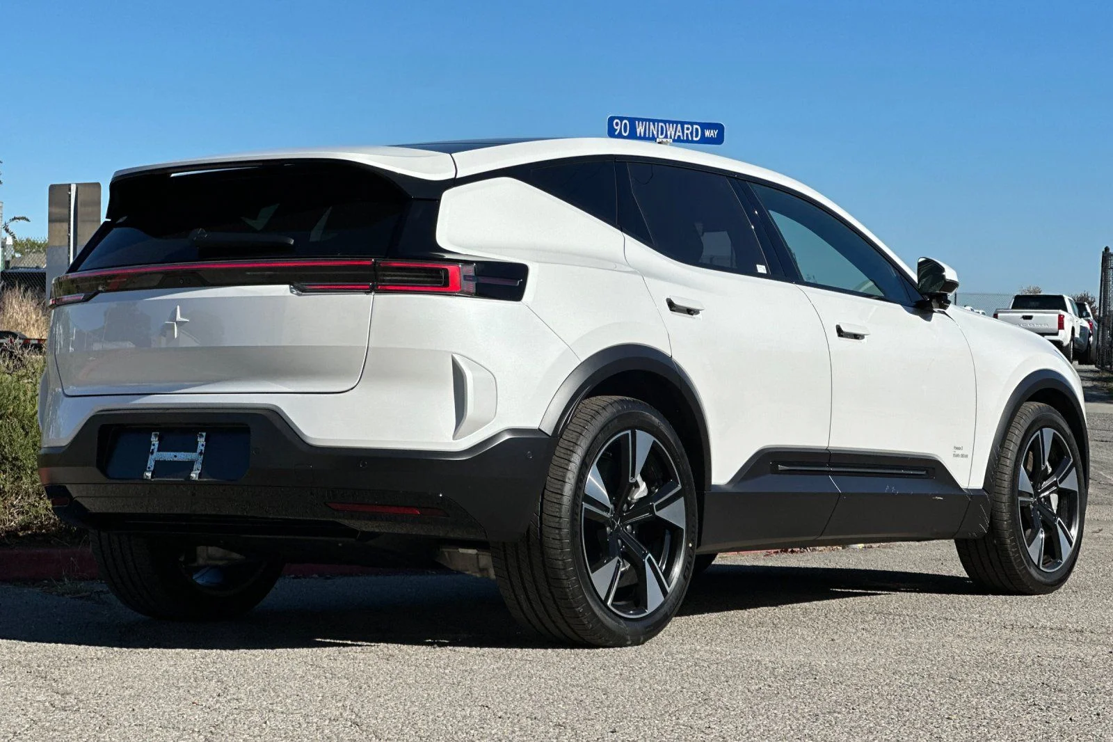 Used 2025  Polestar Long Range Dual Motor image 2
