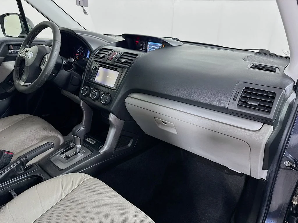 Used 2014 Gray Subaru 2.5i Touring image 36