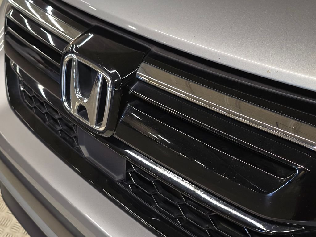 Used 2020  Honda EX image 12