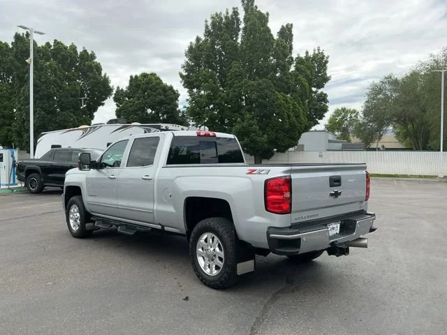 Used 2019 SILVER ICE METALLIC Chevrolet LTZ image 8