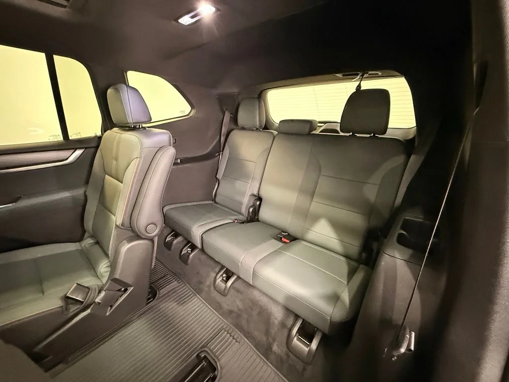 Used 2024 Black GMC AT4 image 17