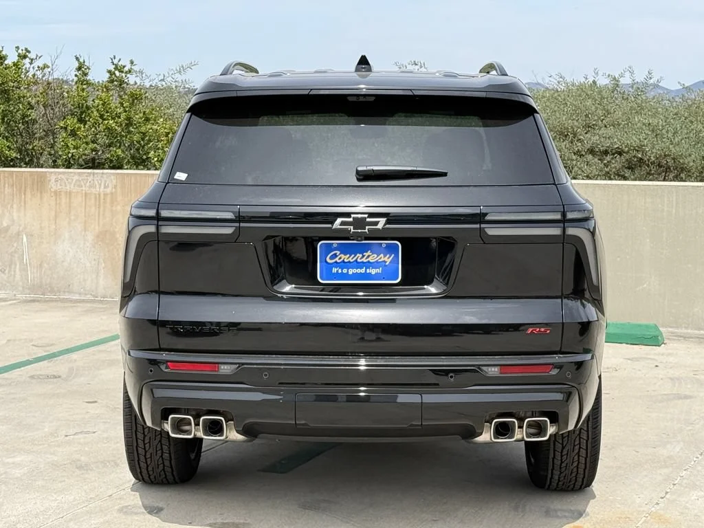 2027 Chevrolet Traverse RS - Photo 7