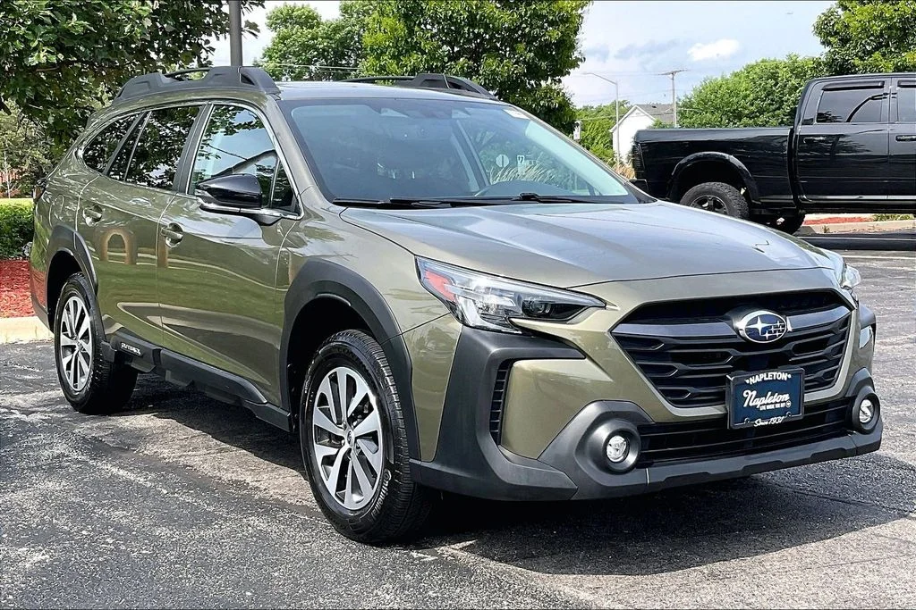 Used 2024 Brown Subaru Premium image 38
