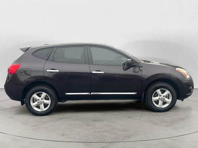 Used 2013 Black Nissan S image 6