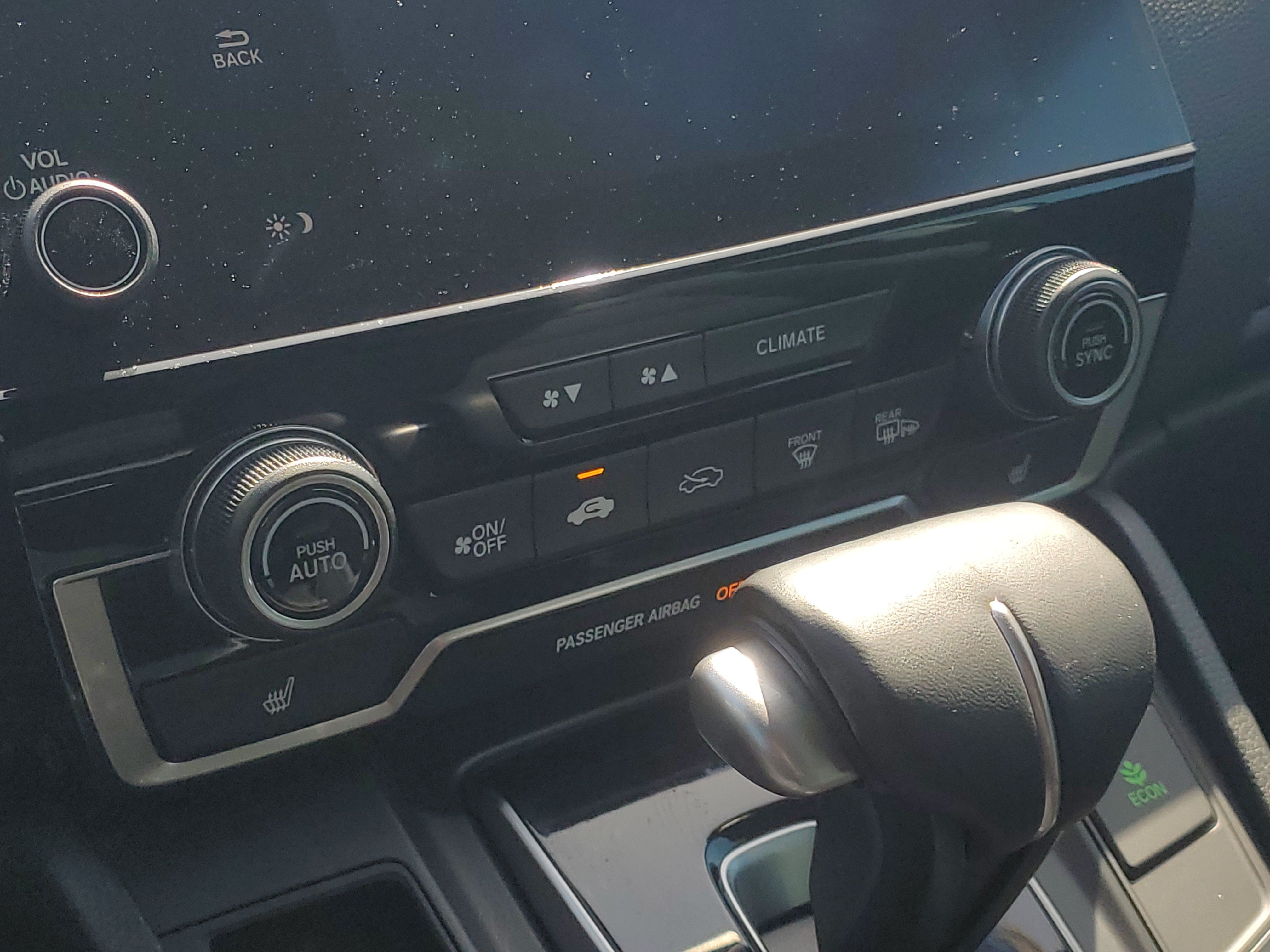 Used 2018 Silver Honda EX-L image 30