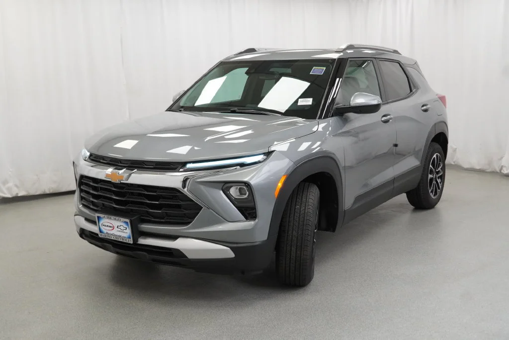 New 2026 Sterling Gray Metallic Chevrolet LT image 19