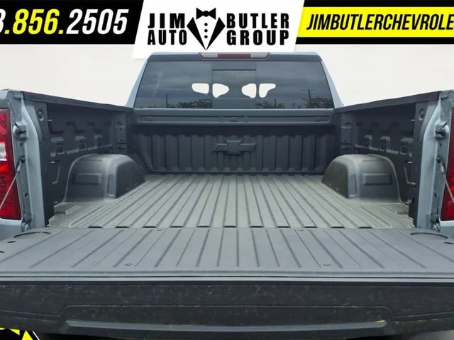 New 2026 Sterling Gray Metallic Chevrolet LT image 18